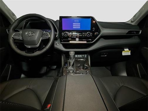 2025 Toyota Highlander Platinum