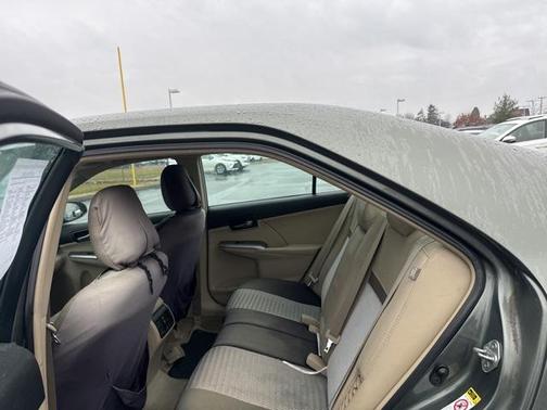 2012 Toyota Camry Hybrid XLE