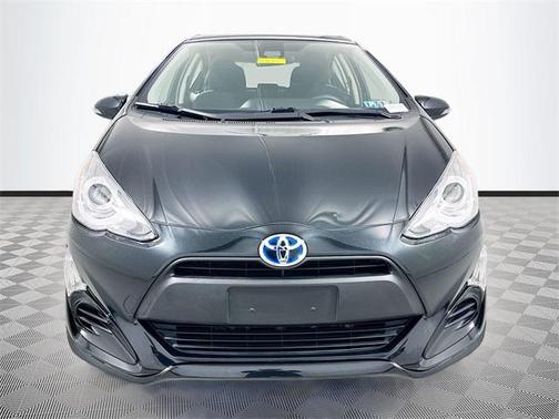 2017 Toyota Prius c Four