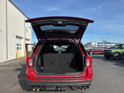 2024 Ford Explorer ST