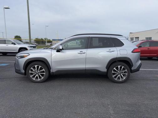 2022 Toyota Corolla Cross XLE