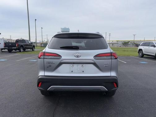 2022 Toyota Corolla Cross XLE