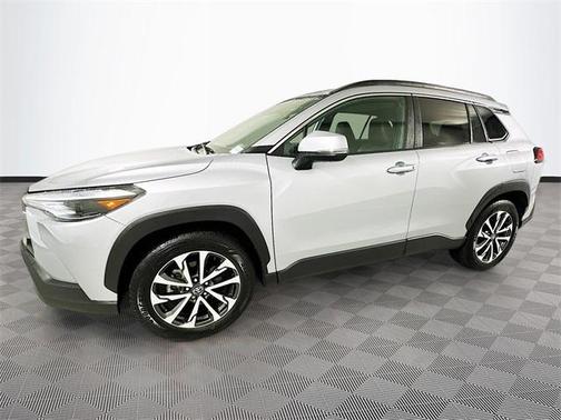 2022 Toyota Corolla Cross XLE