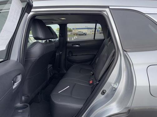 2022 Toyota Corolla Cross XLE