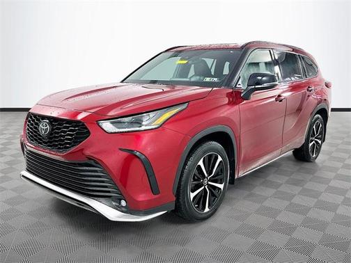 2022 Toyota Highlander XSE