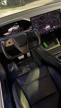 2022 Tesla Model X Plaid Tri Motor All-Wheel Drive