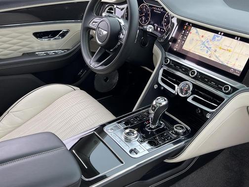 2022 Bentley Flying Spur V8