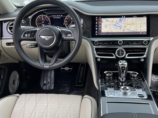2022 Bentley Flying Spur V8