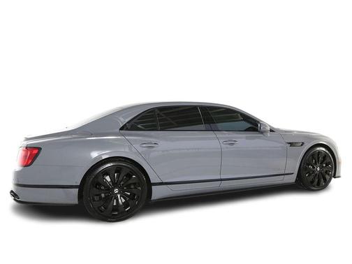 2022 Bentley Flying Spur V8