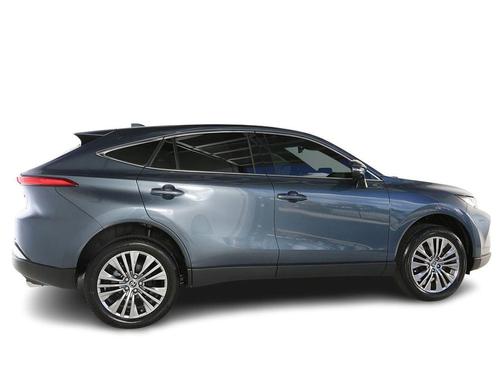 Coastal Gray Metallic 2024 Toyota Venza Limited