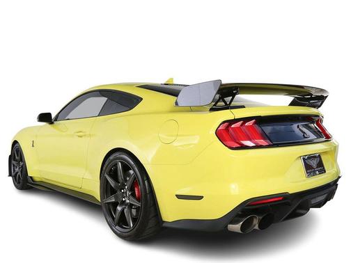 Grabber Yellow 2021 Ford Shelby GT500 Base