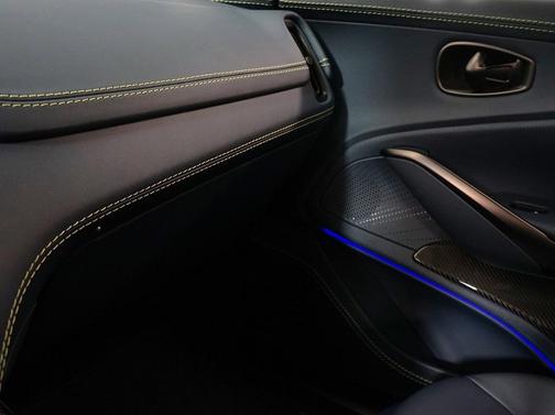 2023 Aston Martin DBX 707