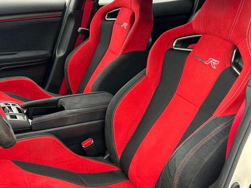 Championship White 2021 Honda Civic Type R Touring