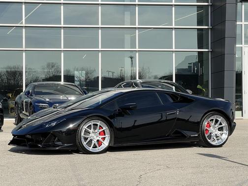 2020 Lamborghini Huracan EVO Base