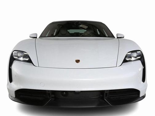 2022 Porsche Taycan Turbo S