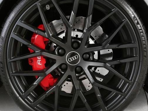 Daytona Gray Pearl 2018 Audi R8 5.2 V10