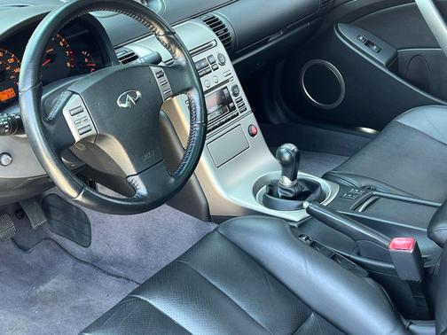 Gray 2003 INFINITI G35 Base