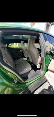 Mamba Green Metallic 2023 Porsche Taycan Base
