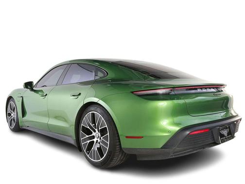 Mamba Green Metallic 2023 Porsche Taycan Base