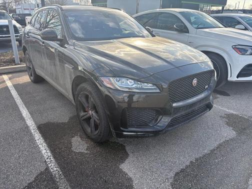 2018 Jaguar F-PACE S