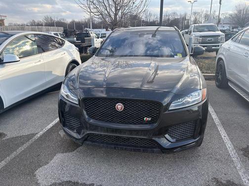 2018 Jaguar F-PACE S