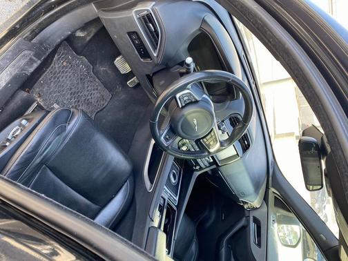 2018 Jaguar F-PACE S