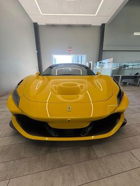 Giallo Modena 2022 Ferrari F8 Tributo Base