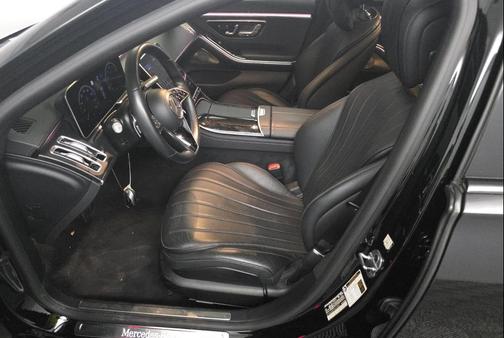 Black 2022 Mercedes-Benz S-Class 4MATIC