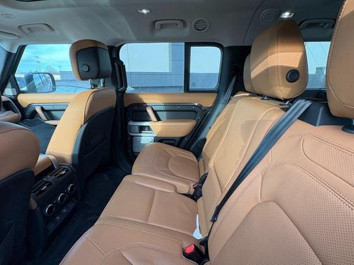 2023 Land Rover Defender 130 First Edition