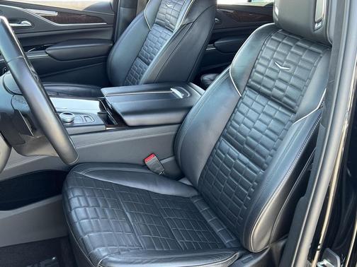 2022 Cadillac Escalade Sport Platinum