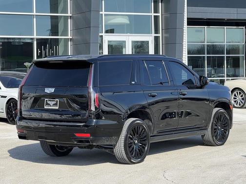 2022 Cadillac Escalade Sport Platinum