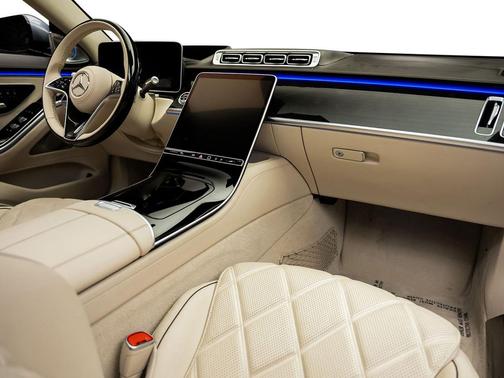 Selenite Grey/Cirrus Silver 2024 Mercedes-Benz Maybach S 580 4MATIC
