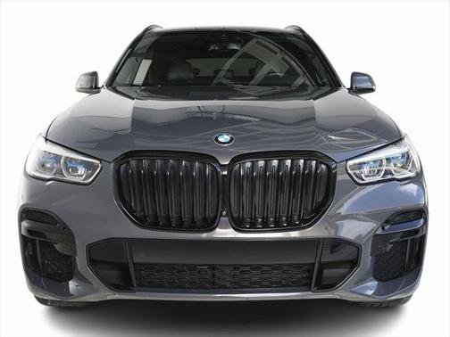 2022 BMW X5 M50i