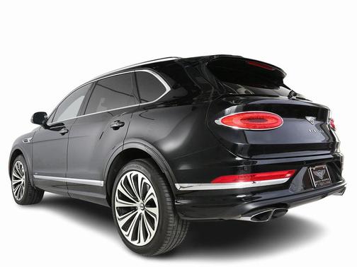 2022 Bentley Bentayga V8