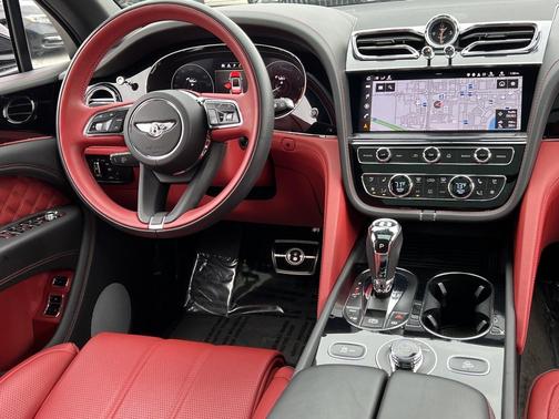 2022 Bentley Bentayga V8