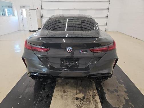 Dravit Grey Metallic 2023 BMW M8 Competition