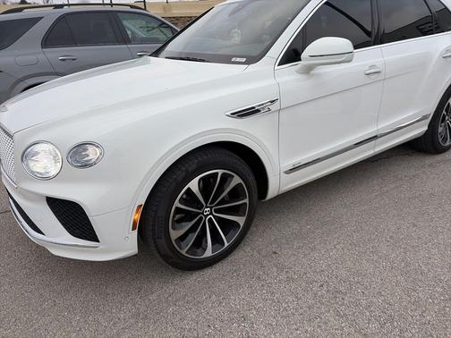 2021 Bentley Bentayga Hybrid AWD