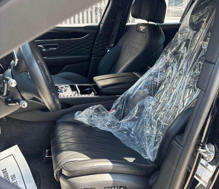 Black 2022 Bentley Flying Spur Hybrid
