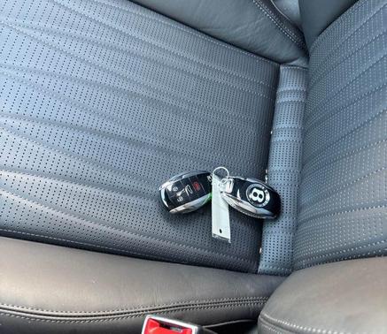 Black 2022 Bentley Flying Spur Hybrid