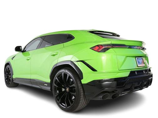 2023 Lamborghini Urus S