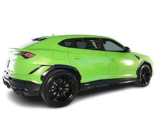 2023 Lamborghini Urus S