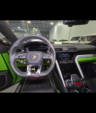 2023 Lamborghini Urus S