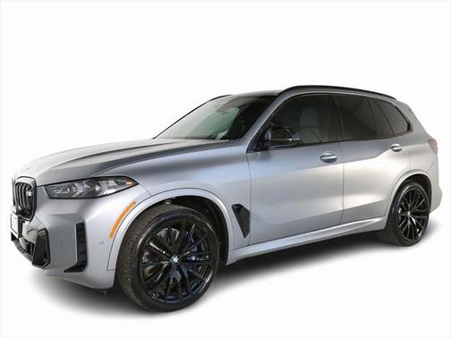 2025 BMW X5 M60i