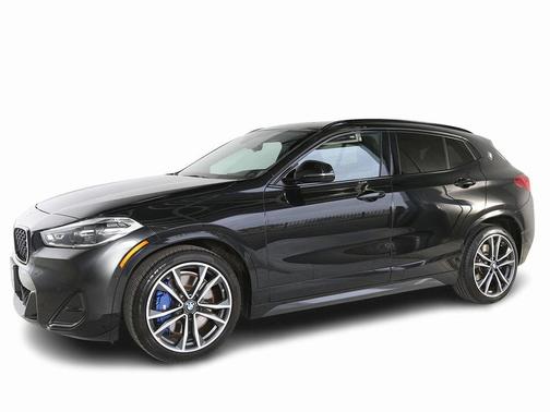 2022 BMW X2 M35i