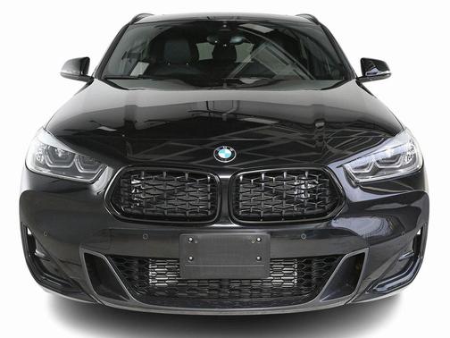 2022 BMW X2 M35i