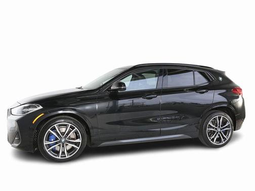 2022 BMW X2 M35i