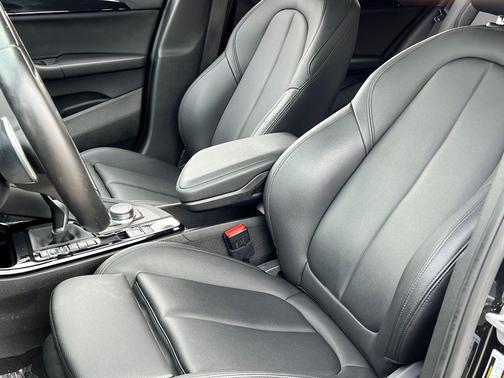 Black Sapphire Metallic 2022 BMW X2 M35i