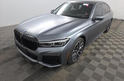 Frozen Bluestone Metallic 2022 BMW 750 i xDrive