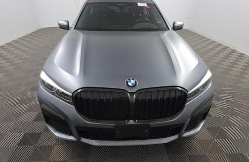 Frozen Bluestone Metallic 2022 BMW 750 i xDrive