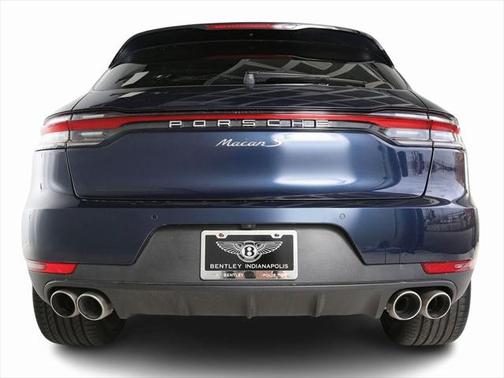 2020 Porsche Macan Base